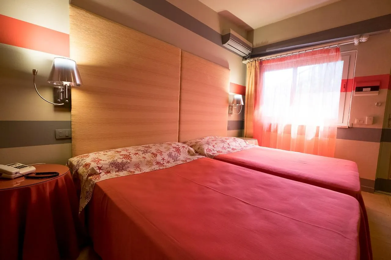 Hotel Villamare Fontane Bianche 4*,  Italy